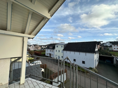 Dachgeschosswohnung in Ürzig zu vermieten., 54539 Ürzig, Dachgeschosswohnung