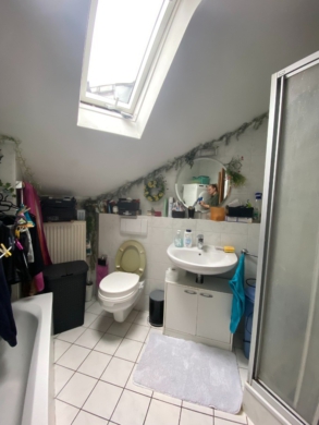 Bild - Dachgeschosswohnung in Ürzig zu vermieten.