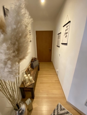 Flur Ansicht I - Wittlich | Zentrum | ca. 98 m² | Balkon | Tiefgaragenstellplatz |