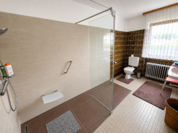 Badezimmer - Pronsfeld | Bungalow freistehend | ca 188 m² | Unterkellert