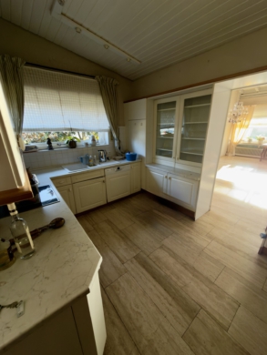 Küche - Wittlich | Winkelbungalow ca. 145 m² Wohnfl. | 969 m² Grundstück | Einliegerbereich | Sauna | Garage