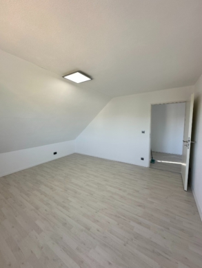 Bild - Dachgeschosswohnung | Wengerohr | zu vermieten