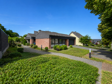 Seitenansicht - Klausen | ca. 210 m² | Einfamilienhaus mit Einliegerwohnung