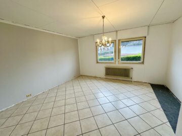 Wittlich | Einfamilienhaus | ca. 135 m² | ca. 710 m² Grundstück | Werkstatt und Garagen - Schafzimmer (EG)