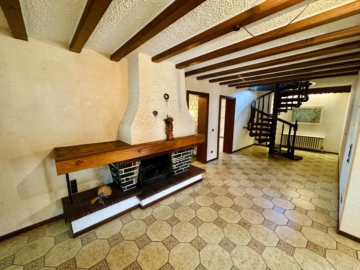 Diele - Trittenheim | ca. 330 m² Wohnfl. | ca. 1040 m² Nutzfl. |