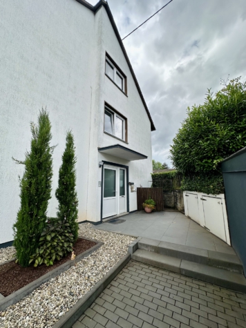 Trier-Ruwer | Saniert | große Dachterrasse | ca. 104 m² Wohnfläche, 54292 Trier / Ruwer, Etagenwohnung