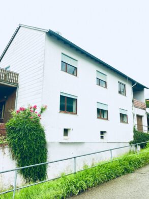 1/2 Familienhaus Nittel | luxemburgische Grenze | ideal für Pendler | Garage | ca. 180 m² Wohnfläche - Bild...