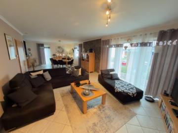 Wohn:Essbereich - Bergweiler | ca.130 m² | 2 Garagen | Wärmepumpe | Lüftungsanlage