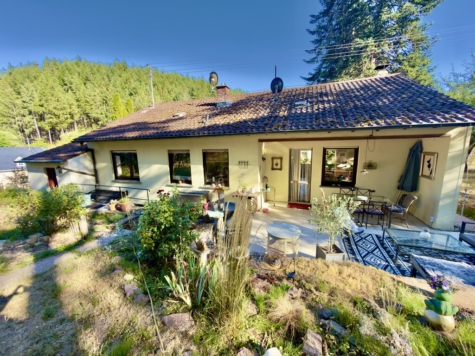 Gladbach | ca. 2.364 m² Grundstück | Ortsrand | ca. 125 m² Wohnfläche, 54518 Gladbach, Bungalow