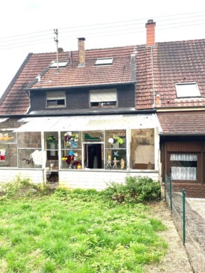 Außen - Reihenendhaus in Quierschied zu verkaufen.